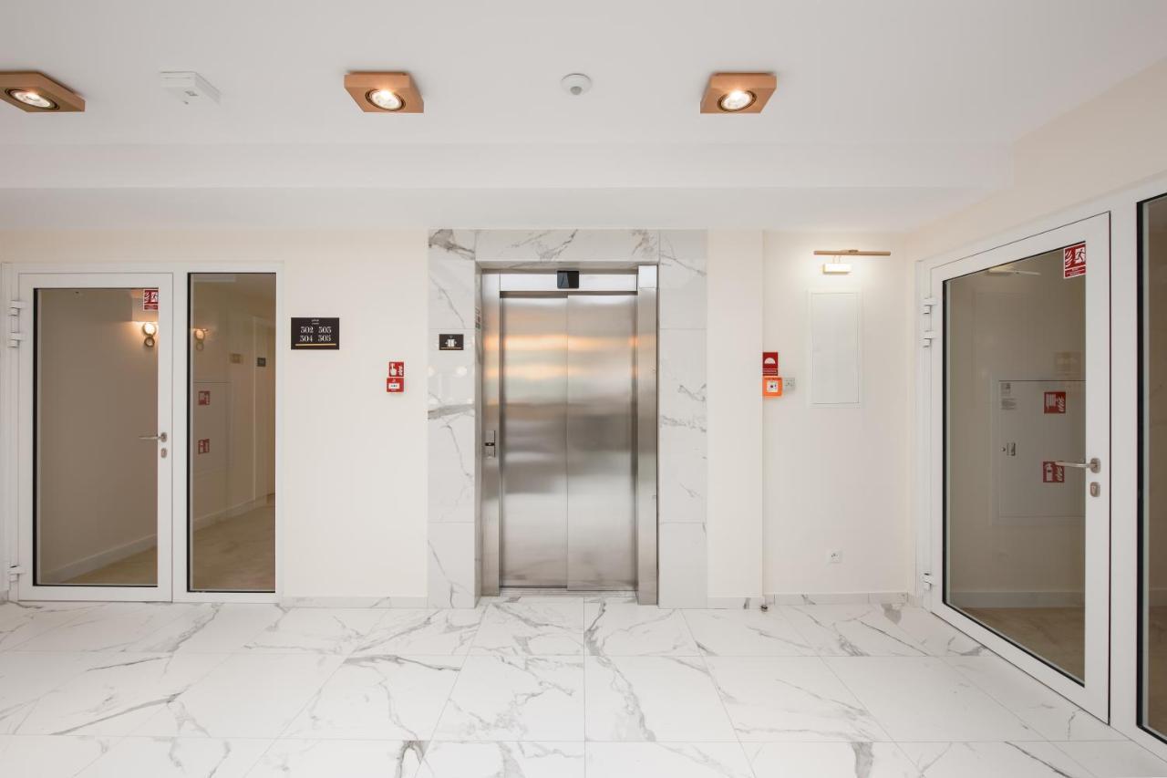 W Sercu Krakowa Aparthotel Buitenkant foto
