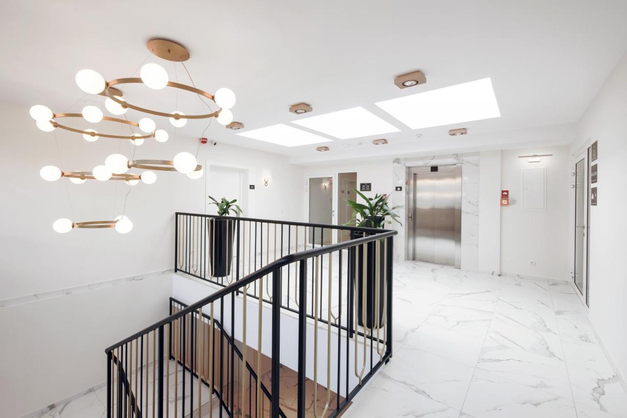 W Sercu Krakowa Aparthotel Buitenkant foto
